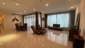 4 Bedroom Condo for rent in Khlong Toei Nuea, Bangkok near MRT Sukhumvit