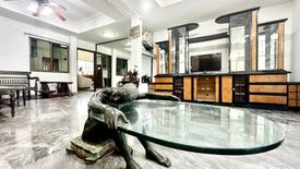 6 Bedroom House for rent in Chim Phli, Bangkok