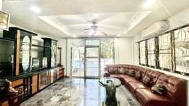 7 Bedroom House for rent in Chim Phli, Bangkok