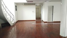 4 Bedroom Office for rent in Saphan Sung, Bangkok