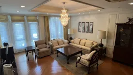 4 Bedroom Townhouse for sale in Khlong Toei Nuea, Bangkok near MRT Sukhumvit