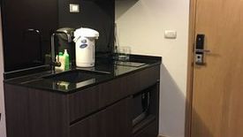 1 Bedroom Condo for rent in Via 49, Khlong Tan Nuea, Bangkok near BTS Phrom Phong