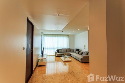 2 Bedroom Condo for rent in Baan Sathorn Condo, Khlong Toei Nuea, Bangkok near MRT Phetchaburi