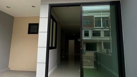 3 Bedroom Townhouse for sale in The Trop 2 Motorway-Ladkrabang, Thap Yao, Bangkok