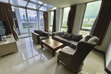 2 Bedroom Apartment for rent in P.W.T. Mansion, Khlong Toei, Bangkok near MRT Queen Sirikit National Convention Centre