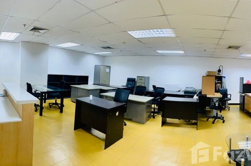 Office for rent in Ocean Tower 2 Asoke, Khlong Toei Nuea, Bangkok near MRT Sukhumvit