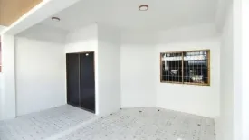 3 Bedroom Townhouse for sale in Mae Hia, Chiang Mai