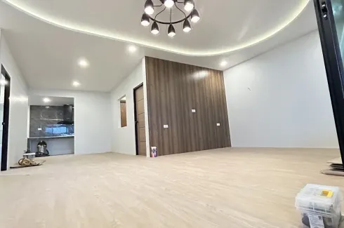 3 Bedroom House for sale in Baan Promphun Paklok, Pa Khlok, Phuket