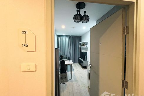 1 Bedroom Condo for rent in Ideo Sathorn - Thaphra, Bukkhalo, Bangkok near BTS Pho Nimit