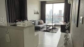 1 Bedroom Condo for sale in Rhythm Sukhumvit 42, Phra Khanong, Bangkok near BTS Ekkamai