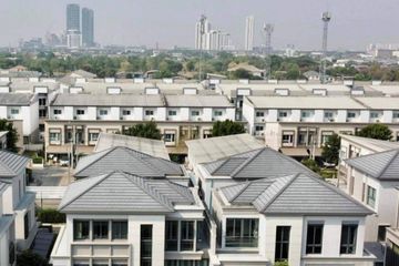 8 Bedroom Villa for sale in Dokmai, Bangkok