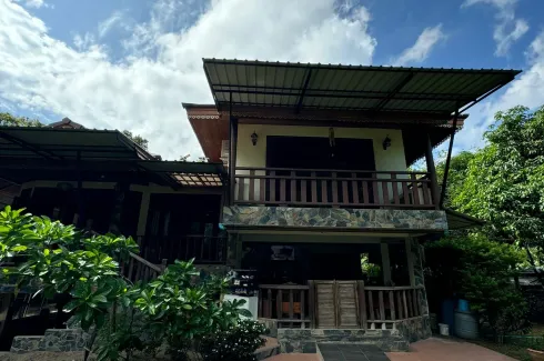 3 Bedroom House for sale in Na Mueang, Surat Thani