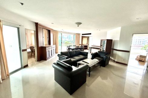 2 Bedroom Apartment for rent in P.W.T. Mansion, Khlong Toei, Bangkok near MRT Queen Sirikit National Convention Centre