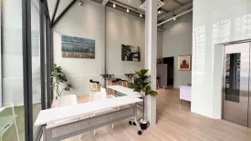 Office for rent in Bang Na, Bangkok