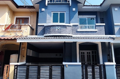 3 Bedroom Townhouse for sale in Baan Warangkool Klong 3, Lat Sawai, Pathum Thani