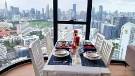 2 Bedroom Condo for rent in Si Phraya, Bangkok near MRT Sam Yan