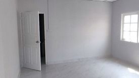 2 Bedroom Townhouse for sale in Air Villa Village, Khu Khot, Pathum Thani