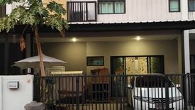 4 Bedroom Townhouse for sale in Khlong Phra Udom, Pathum Thani