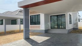 3 Bedroom House for sale in Surasak, Chonburi