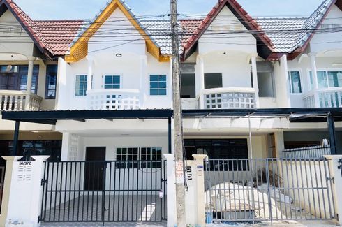 3 Bedroom Townhouse for sale in Suanluang Chaofah 3, Talat Nuea, Phuket