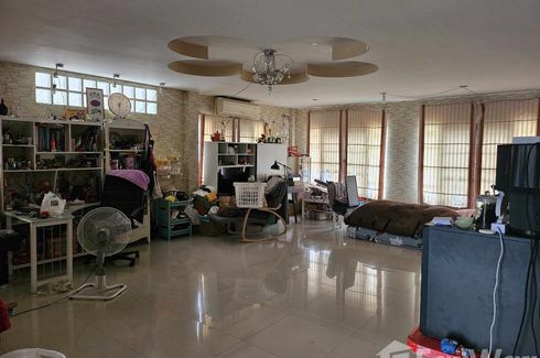 3 Bedroom Townhouse for sale in Khlong Sam, Pathum Thani