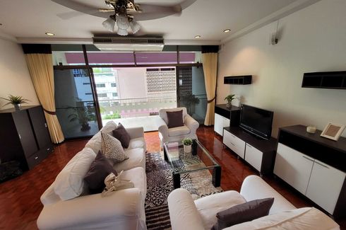 3 Bedroom Condo for rent in Khlong Toei Nuea, Bangkok near MRT Sukhumvit