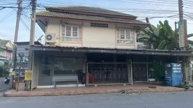 3 Bedroom Townhouse for sale in Khlong Sam, Pathum Thani