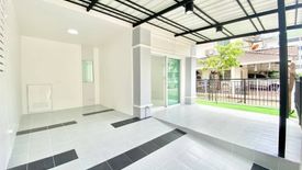 3 Bedroom Townhouse for sale in Pruksa Ville 28 Wongwaen-Rattanathibet, Sao Thong Hin, Nonthaburi