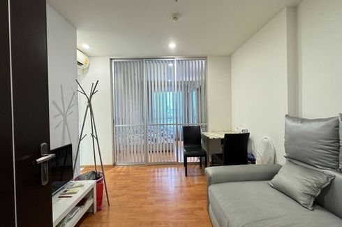 1 Bedroom Condo for sale in Pak Khlong Phasi Charoen, Bangkok near MRT Bang Wa