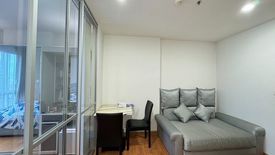 1 Bedroom Condo for sale in Pak Khlong Phasi Charoen, Bangkok near MRT Bang Wa