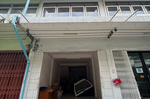 3 Bedroom Townhouse for rent in Chong Nonsi, Bangkok