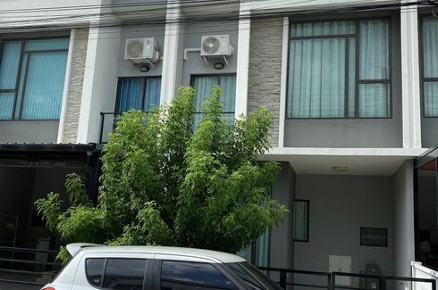 3 Bedroom Townhouse for sale in Plai Bang, Nonthaburi