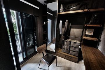 1 Bedroom Condo for sale in Life One Wireless, Lumpini, Bangkok near BTS Ploen Chit