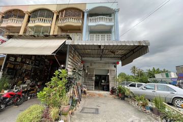 3 Bedroom Townhouse for sale in Wat Chalo, Nonthaburi