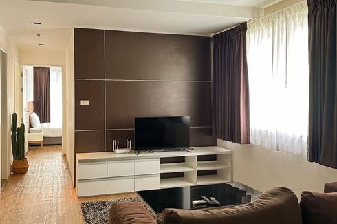 2 Bedroom Condo for rent in Nantiruj Tower, Khlong Toei, Bangkok near BTS Asoke