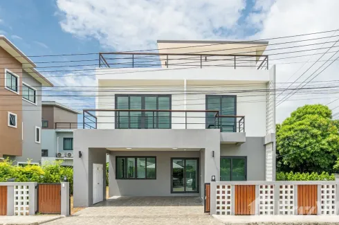 6 Bedroom House for rent in Chayayon Village, Suthep, Chiang Mai