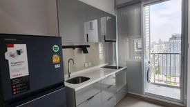 1 Bedroom Condo for rent in Maha Phruettharam, Bangkok near MRT Hua Lamphong