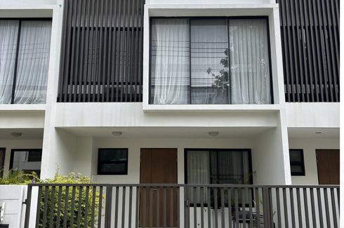 3 Bedroom Townhouse for rent in Laguna Park, Choeng Thale, Phuket