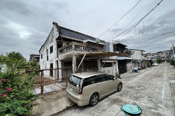 2 Bedroom Townhouse for sale in Grand Village 80/3, Wang Thonglang, Bangkok near MRT Lat Phrao 71