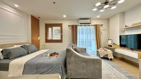 1 Bedroom Condo for sale in The Escape Building B, Bang Chak, Bangkok near BTS Punnawithi