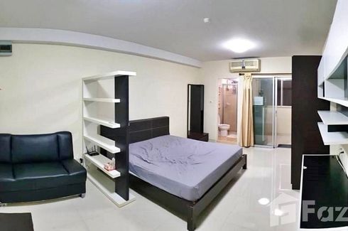 Condo for sale in Huai Khwang, Bangkok near MRT Huai Khwang