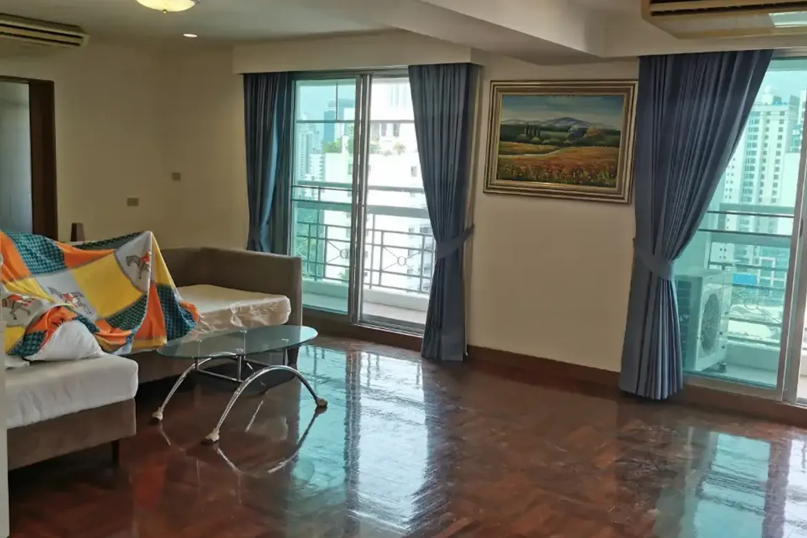 Watthana, Bangkok - Photo 2