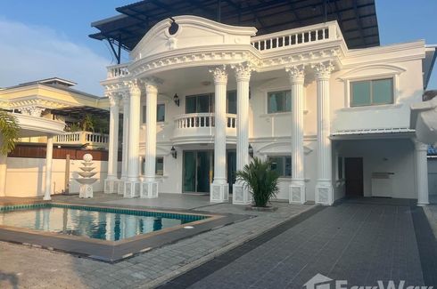 4 Bedroom House for rent in Mu Ban Kharuehat Thani, Wichit, Phuket