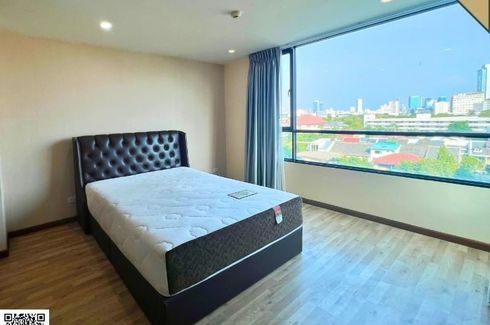 2 Bedroom Condo for sale in D'Rouvre Condominium, Sam Sen Nai, Bangkok near BTS Ari