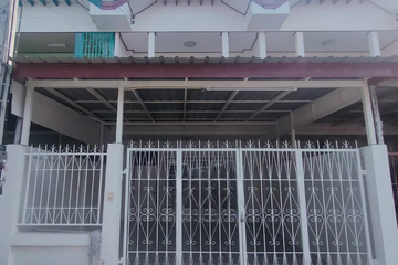 3 Bedroom Townhouse for sale in Wana Town Home, Wat Chan, Phitsanulok