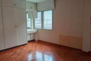 3 Bedroom Office for rent in Phra Khanong, Bangkok near BTS Thong Lo