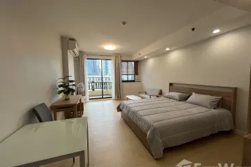 Condo for rent in Thung Maha Mek, Bangkok near MRT Lumpini