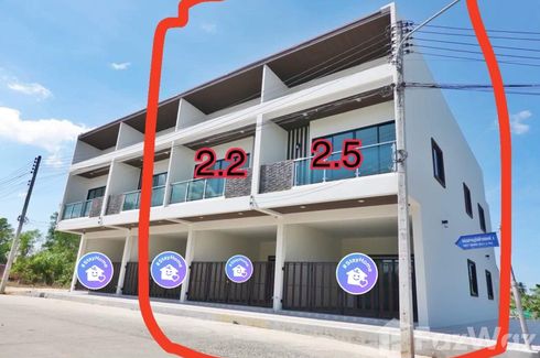 2 Bedroom Townhouse for sale in Ban Phru, Songkhla