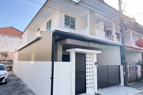 3 Bedroom Townhouse for sale in Phanason Villa (Borae), Wichit, Phuket