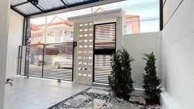 3 Bedroom Townhouse for sale in Phanason Villa (Borae), Wichit, Phuket